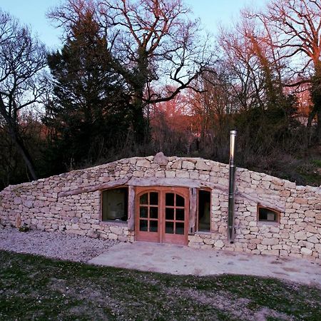 Maison Terre Les Cabanes De Fallot - Sauna Bain-Froid Piscine Naturelle L'isle-Bouzon المظهر الخارجي الصورة