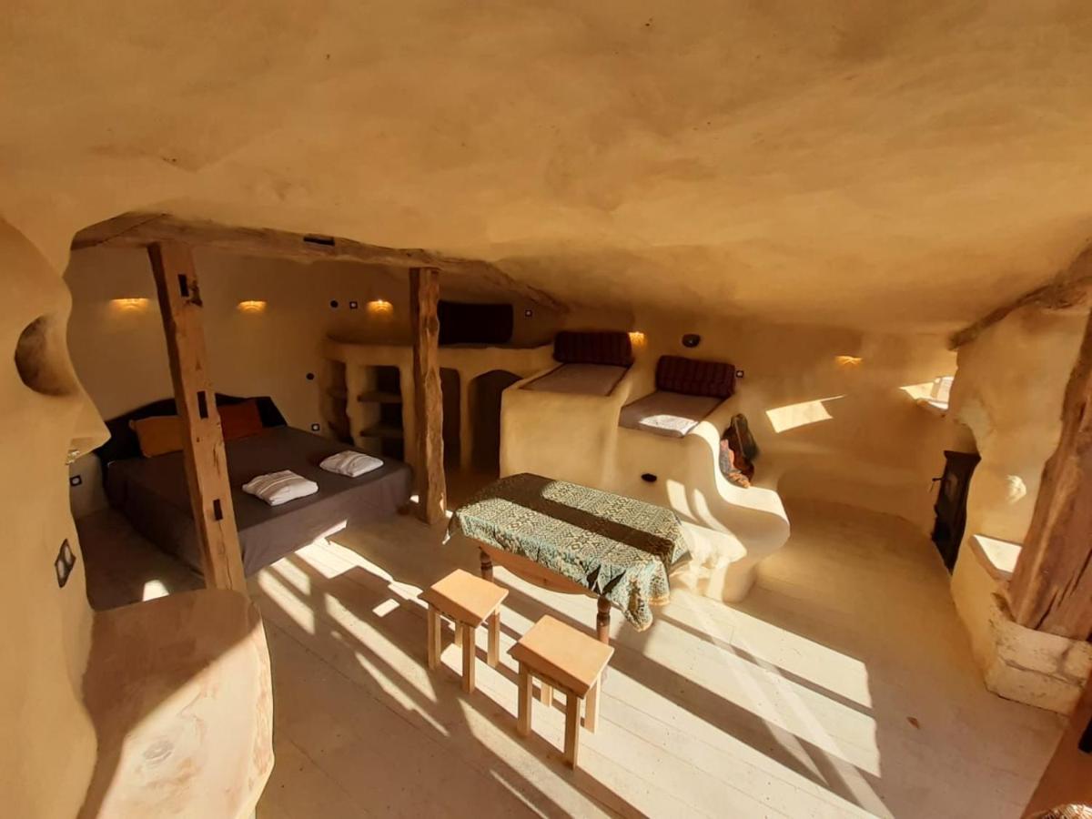 Maison Terre Les Cabanes De Fallot - Sauna Bain-Froid Piscine Naturelle L'isle-Bouzon المظهر الخارجي الصورة